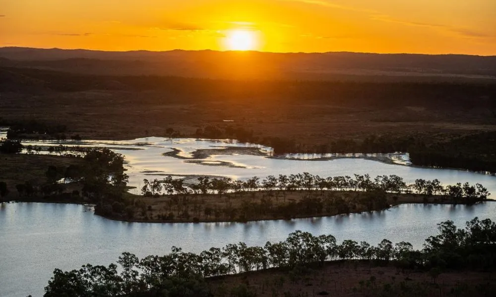 Clermont Scenic Helicopter Flight - 20 Minutes | Experience Oz-5