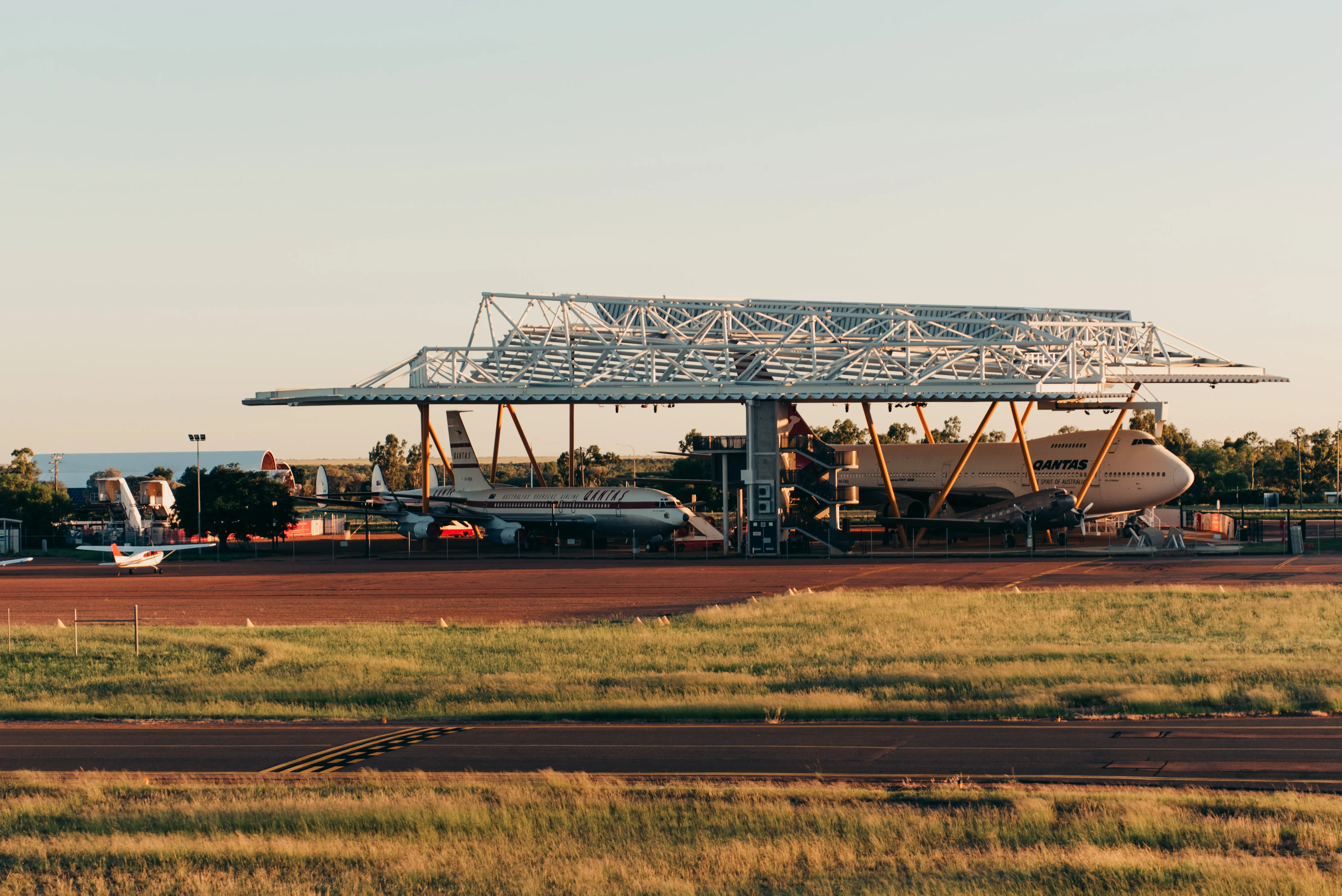 Longreach Scenic Helicopter Flight - 10 Minutes | Experience Oz-2