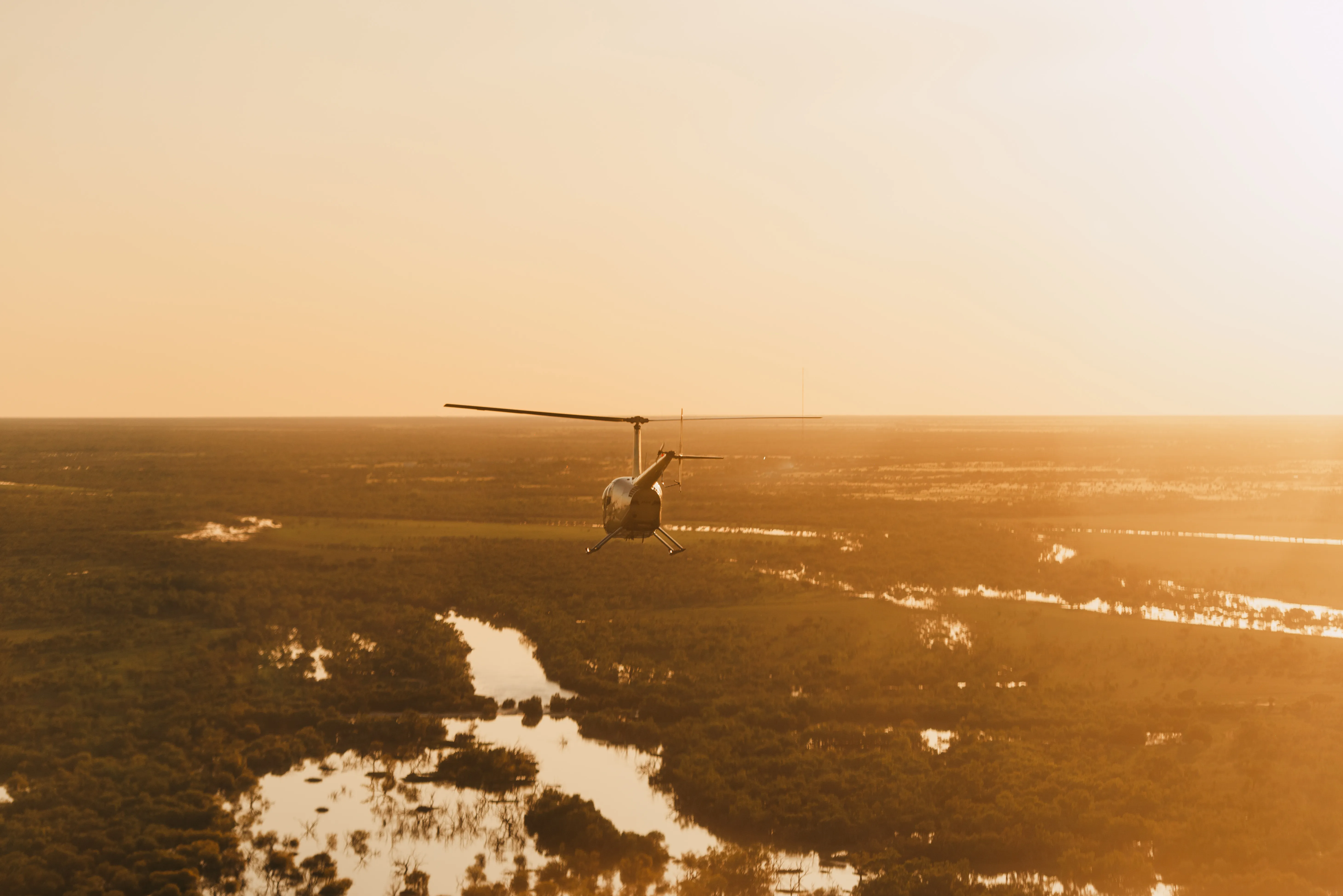 Longreach Sunset Helicopter Flight - 20 Minutes | Experience Oz-3