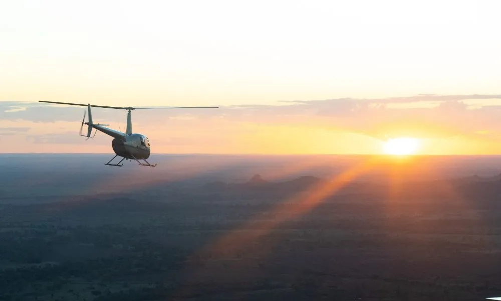Clermont Waterfront Picnic and Helicopter Flight | Experience Oz-4