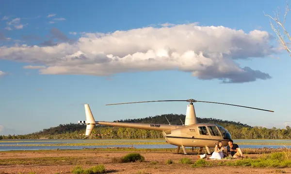 Clermont Waterfront Picnic and Helicopter Flight