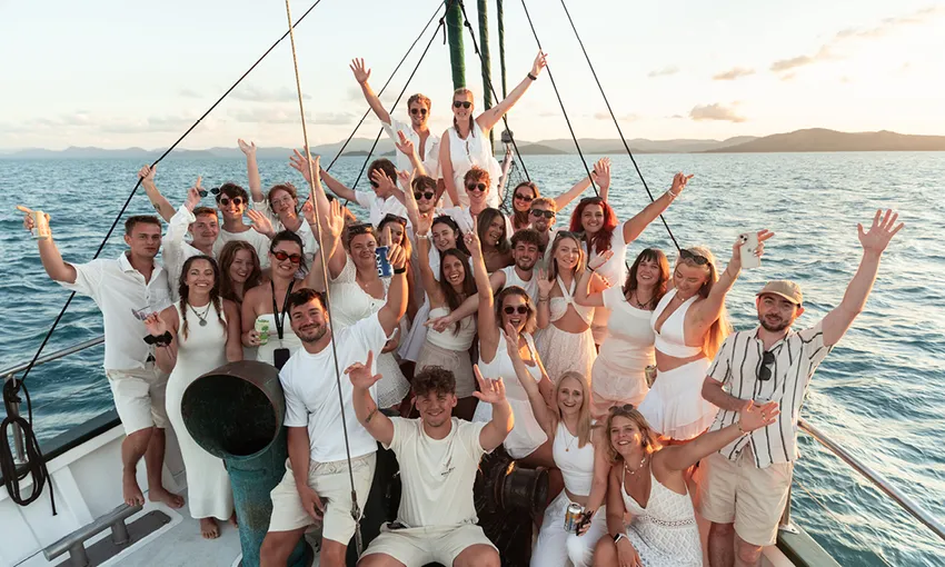 Whitsundays New Horizon Sail - 2 Nights | Experience Oz