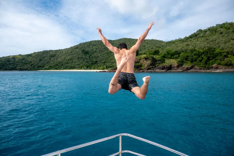 Great Barrier Reef Islands Tour From Mackay | Experience Oz