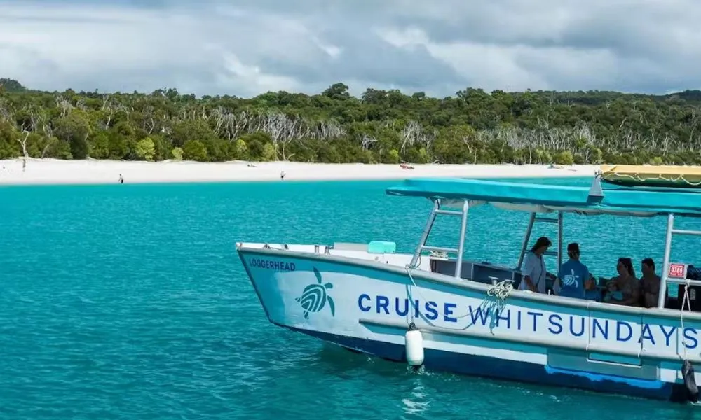 Whitehaven Beach and Hill Inlet Chill and Grill ex Daydream Island | Experience Oz-3