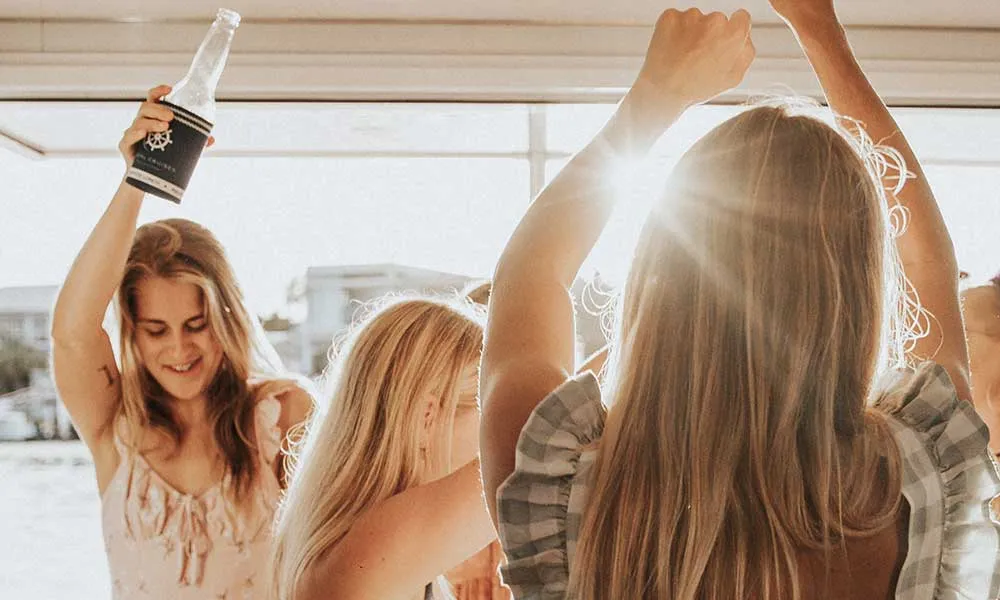 Mooloolaba Sunday Session Harbour Cruise | Experience Oz-1