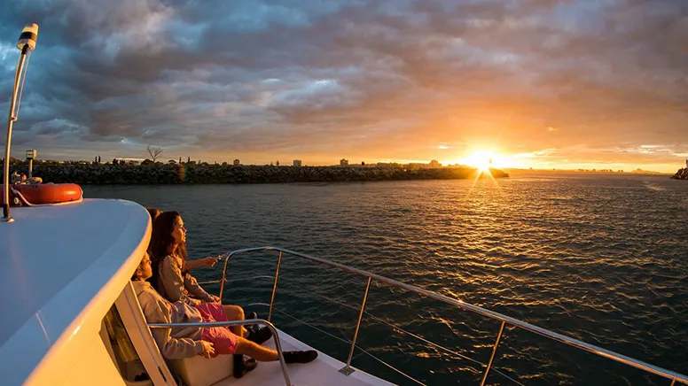 Mooloolaba Sunset Cruise - 90 Minutes - Book Now | Experience Oz-6