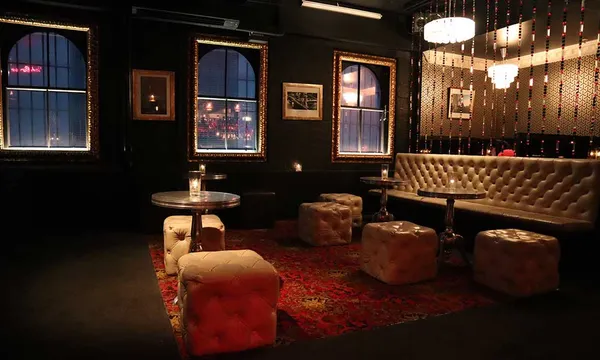 Melbourne Hidden Bar and Cocktail Tour