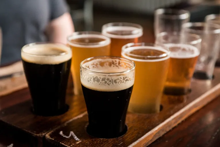 Brewery Hopping Walking Tour, 3 Hours with Tastings - Sydney