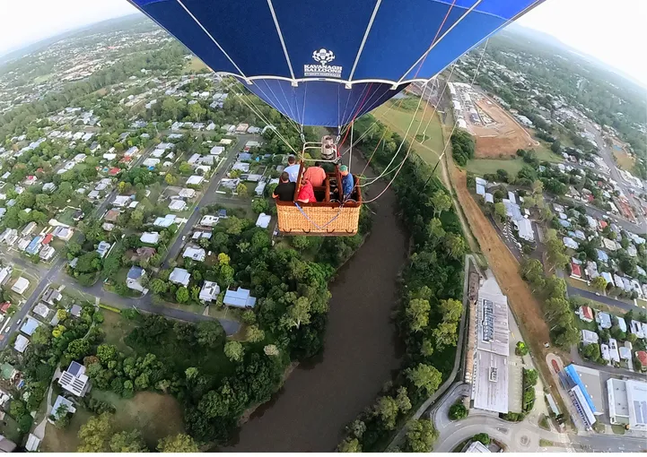 Sunrise Hot Air Balloon Ride & Breakfast | Experience Oz
