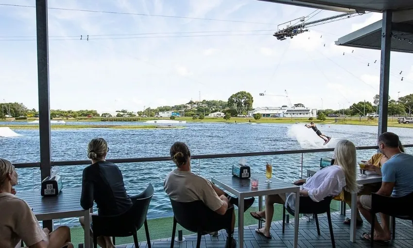 Beginner Wakeboarding Lesson - 90 Minutes | Experience Oz