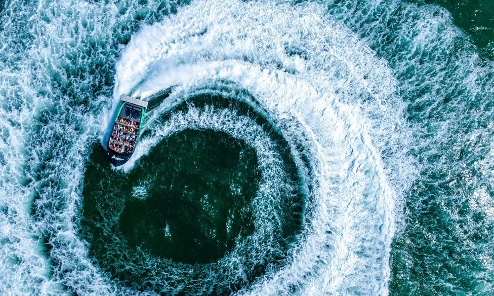 Gold Coast High Speed Jet Boat Ride - 30 Minutes | Experience Oz-6