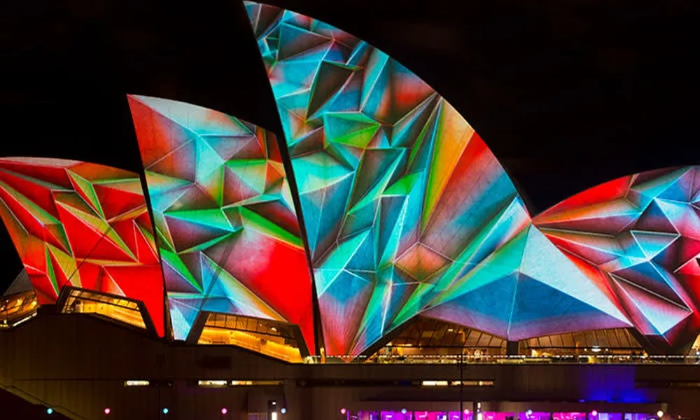 Vivid Buffet Dinner Cruise with Drink | Experience Oz-3