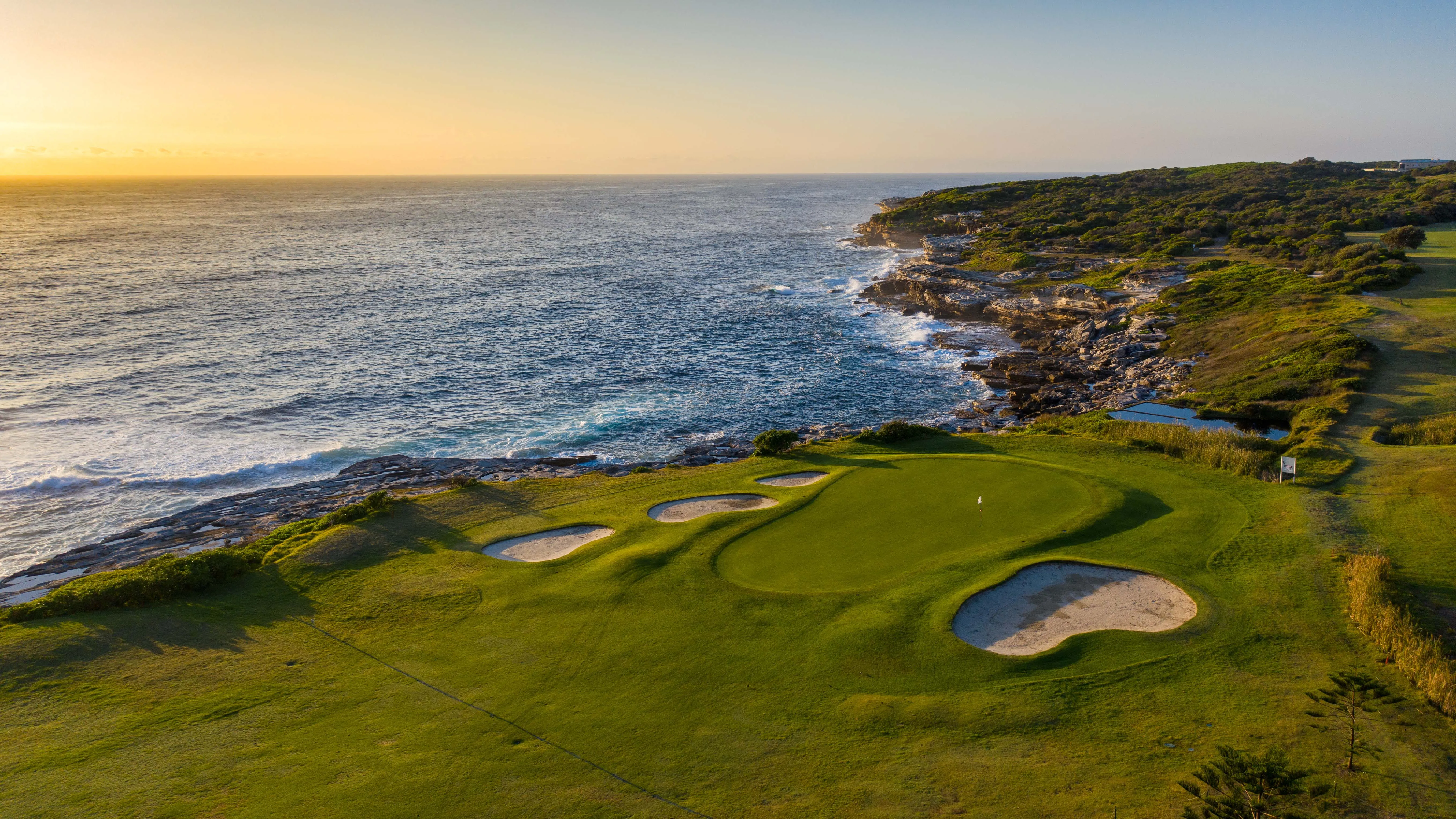 The Coast Golf Club 18 Hole Golf Package - For 2 | Experience Oz-4