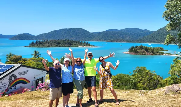 Airlie Beach Sightseeing Tour - 3 Hours