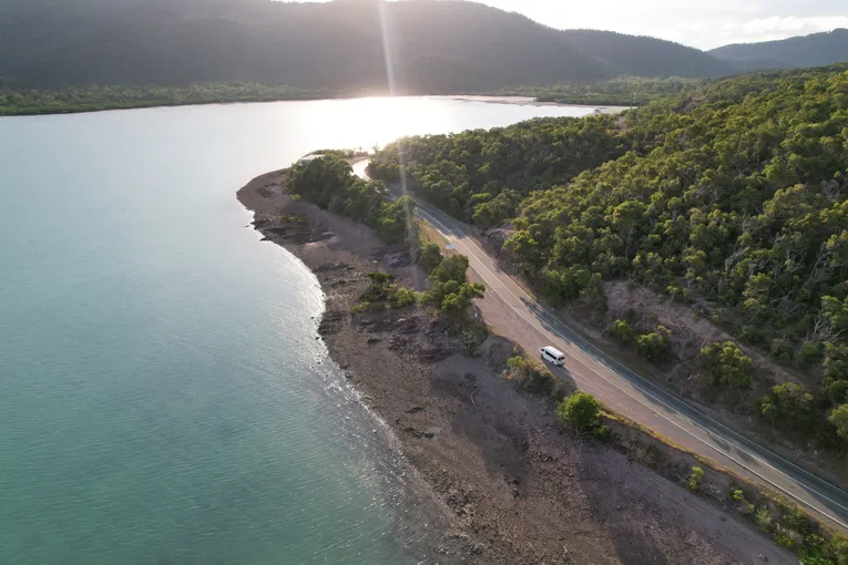 Airlie Beach Sightseeing Tour - 3 Hours | Experience Oz