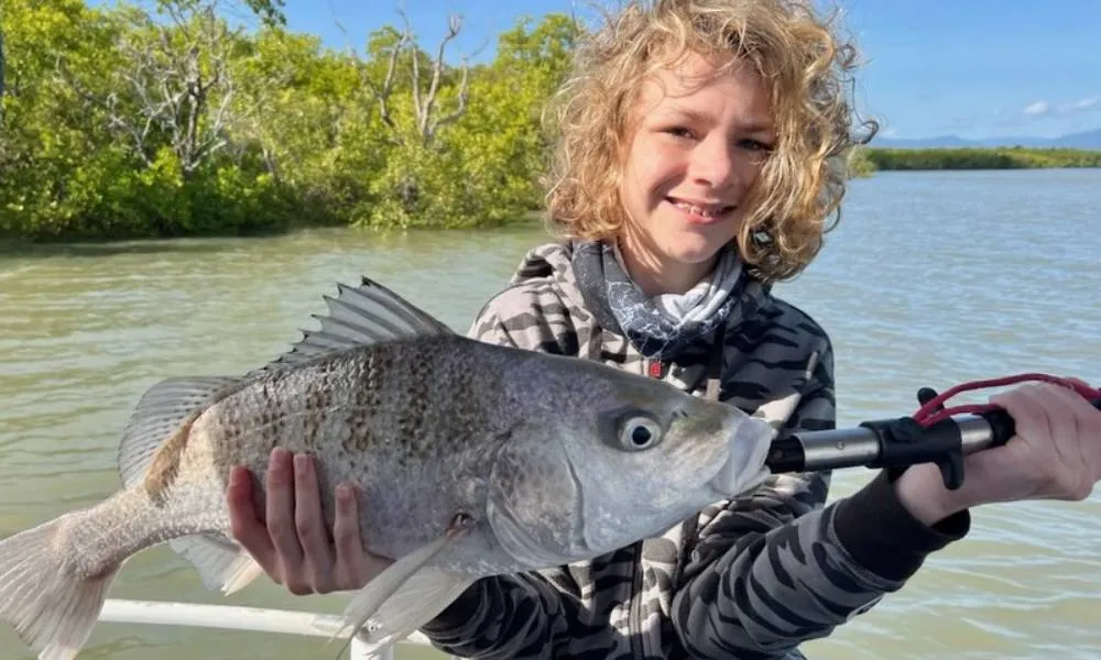 Cairns Afternoon Estuary Fishing Charter | Experience Oz-4