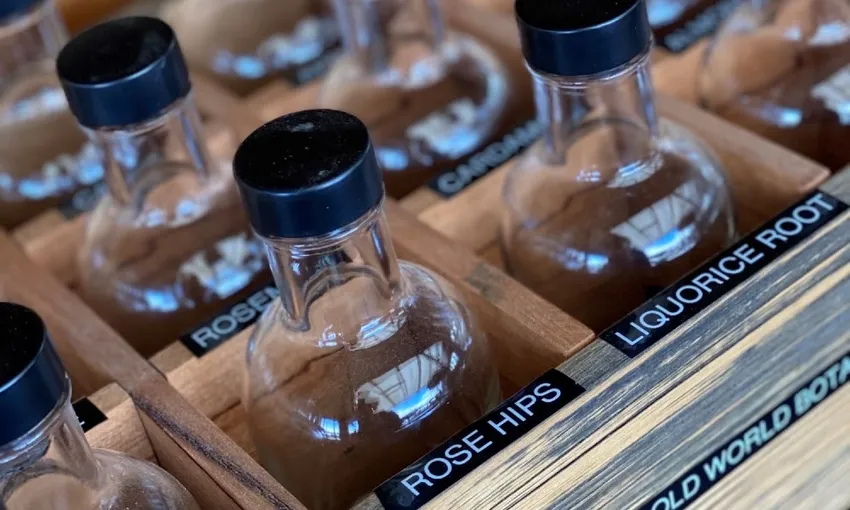 1.5 Hour Gin Mixing Workshop - Book Now | Experience Oz