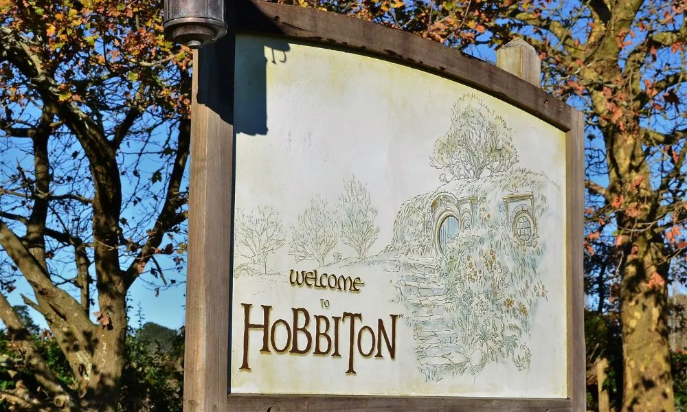 Hobbiton Movie Set Tour from Auckland | Everything New Zealand-6