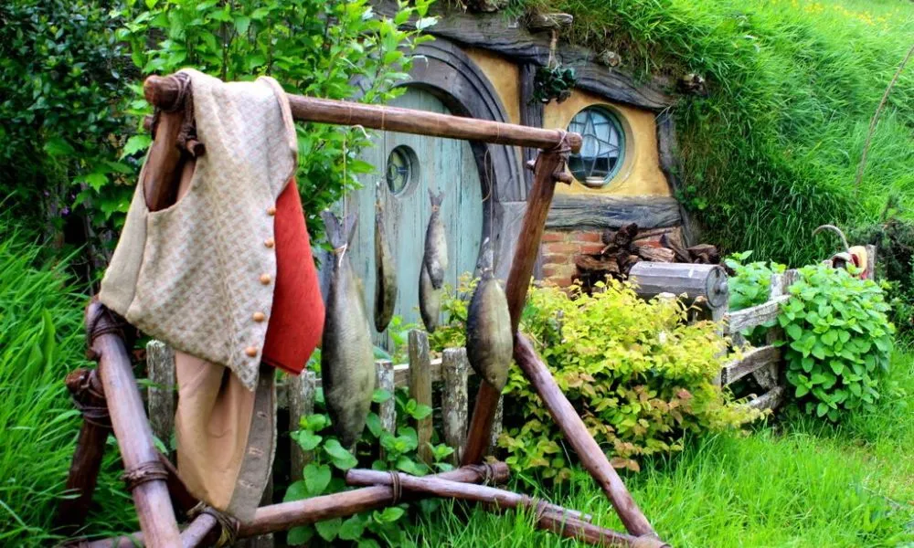 Hobbiton Movie Set Tour from Auckland | Everything New Zealand-5