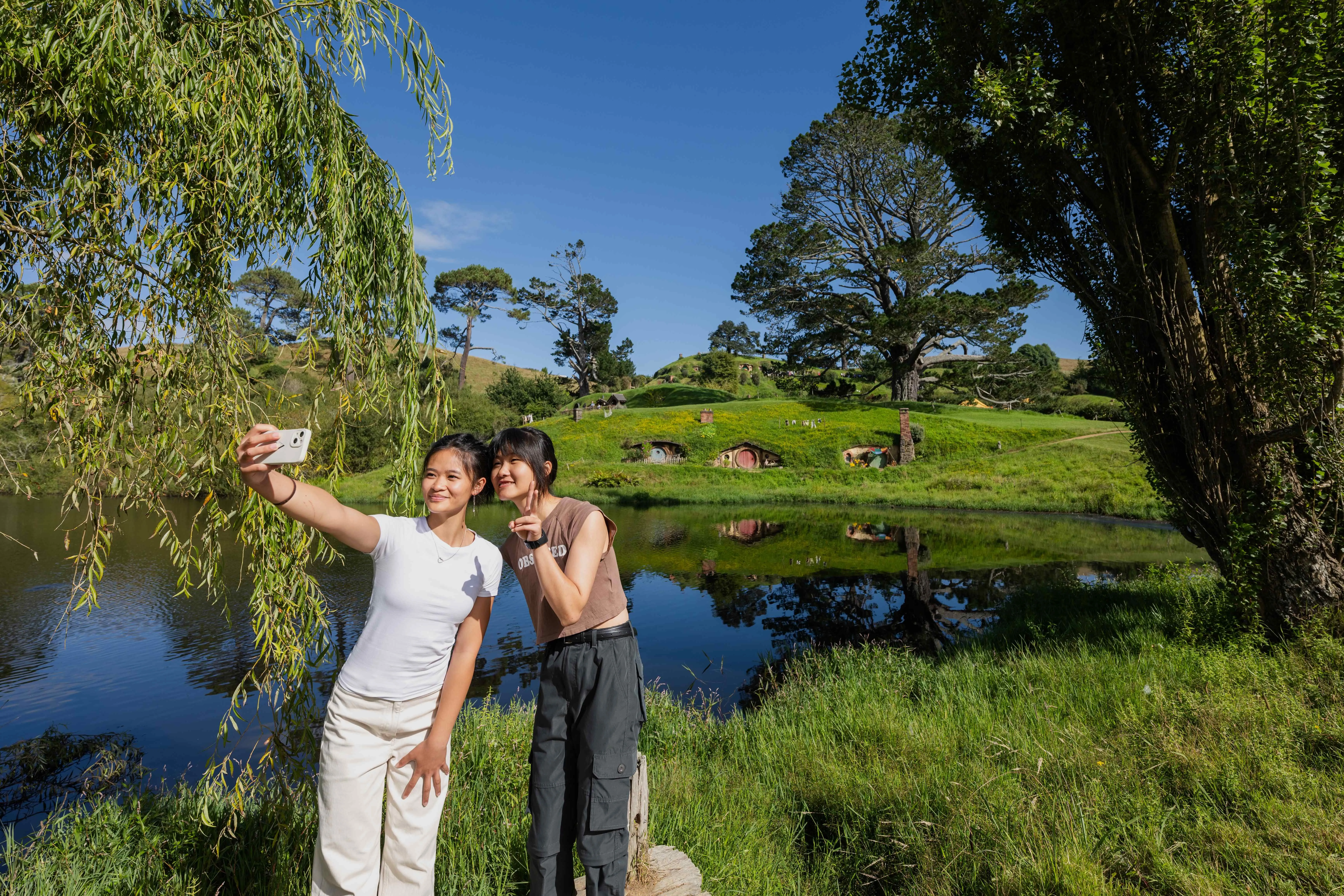 Hobbiton Movie Set Tour from Auckland | Everything New Zealand-7
