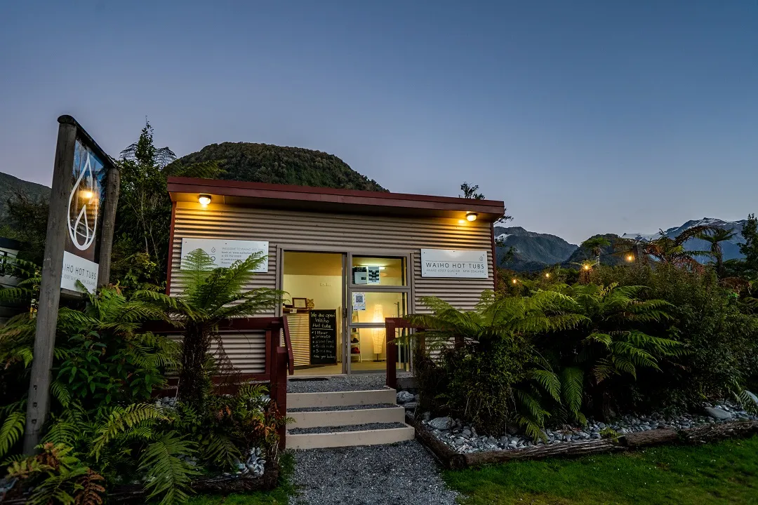 Private Rainforest Hot Tub - 1 Hour | Everything New Zealand-5
