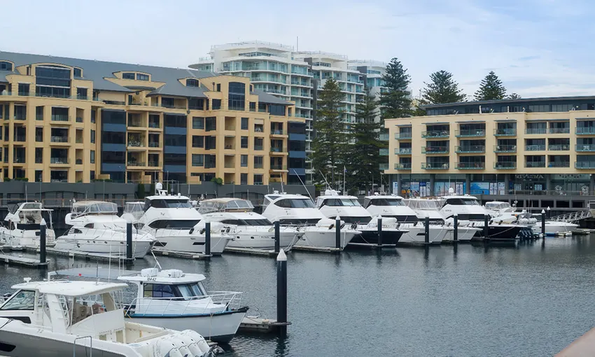 Glenelg Marina Steak and Wine Dinner | Experience Oz