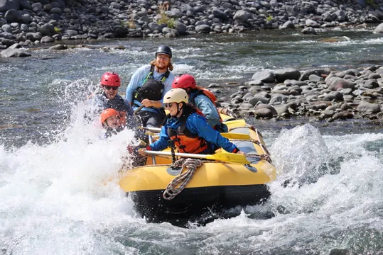 Tongariro River Family Friendly River Rafting - 90 Minutes