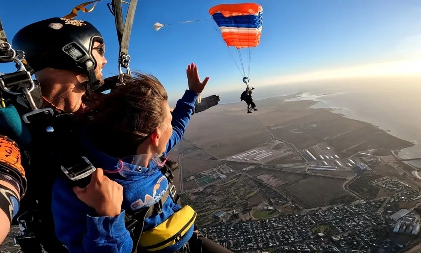 Wallaroo Beach Tandem Skydive - Up to 15,000ft | Experience Oz