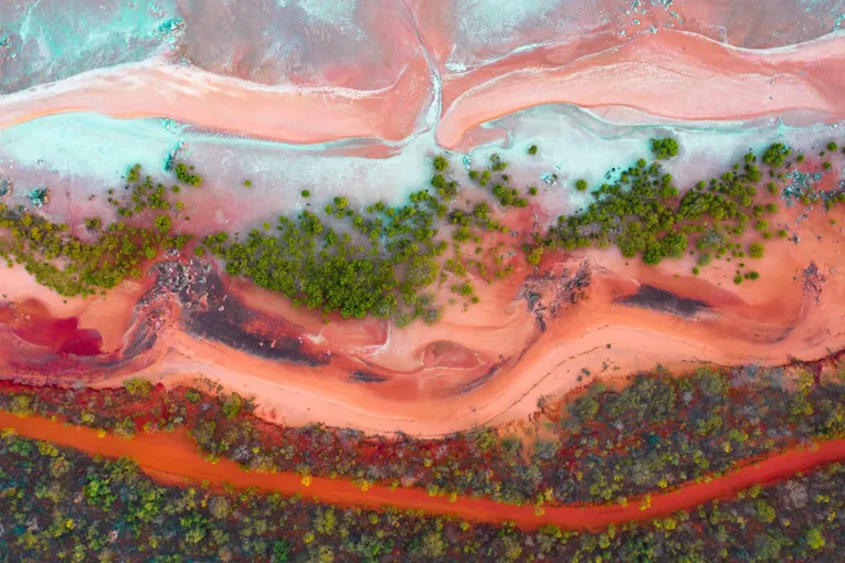 Pearls and Coast Scenic Flight & Pearl Farm Tour