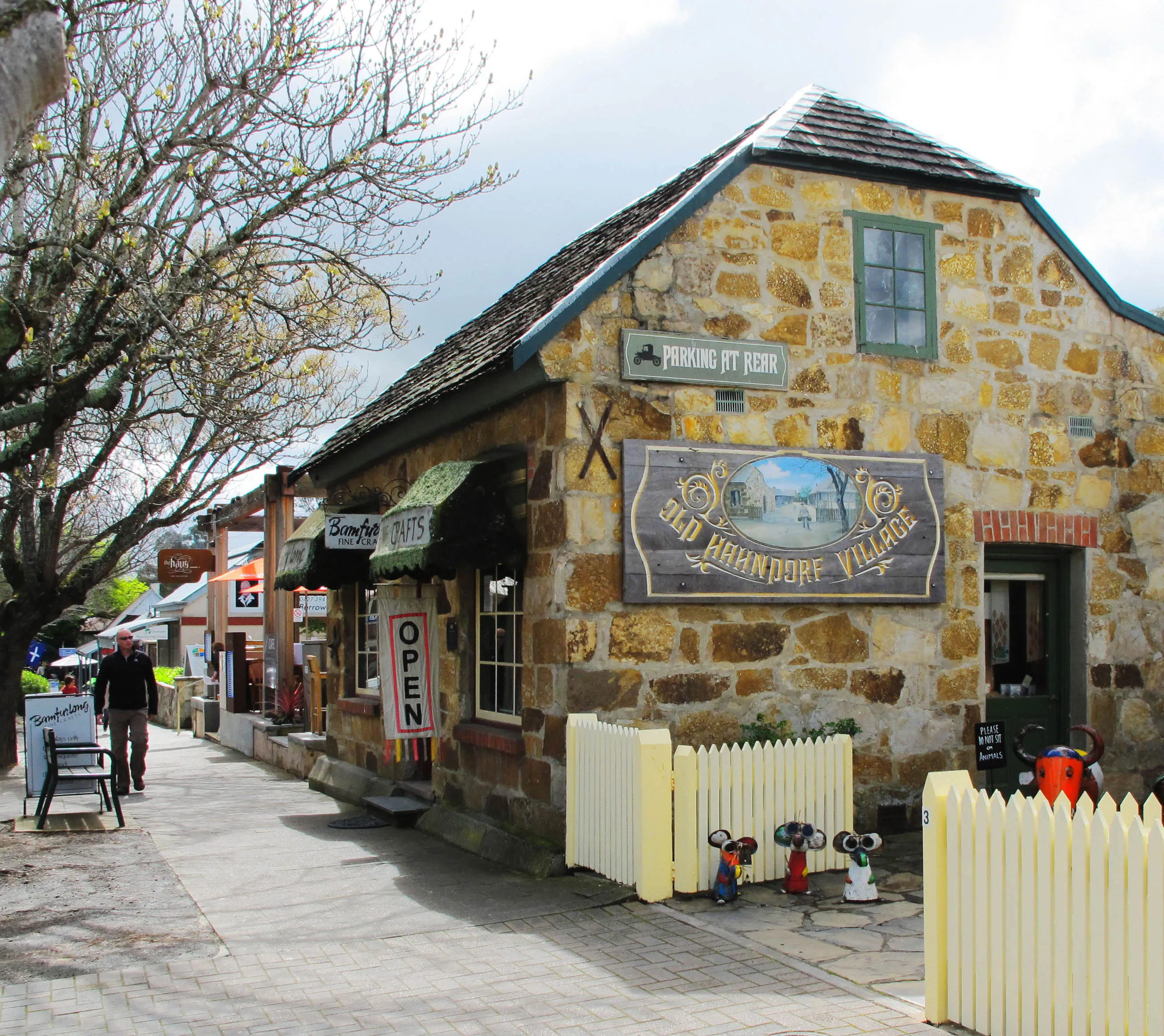 Adelaide Hills, Hahndorf & McLaren Vale Tour | Experience Oz-1