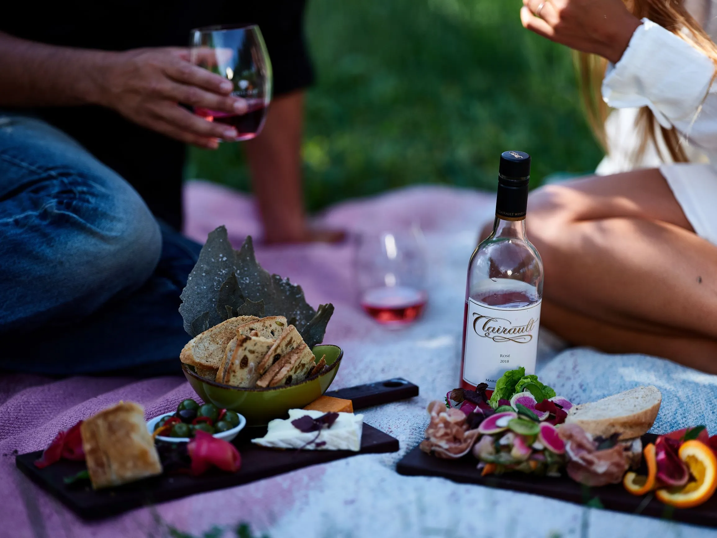 Margaret River Vineyard Picnic with Wine - For 2 | Experience Oz-3