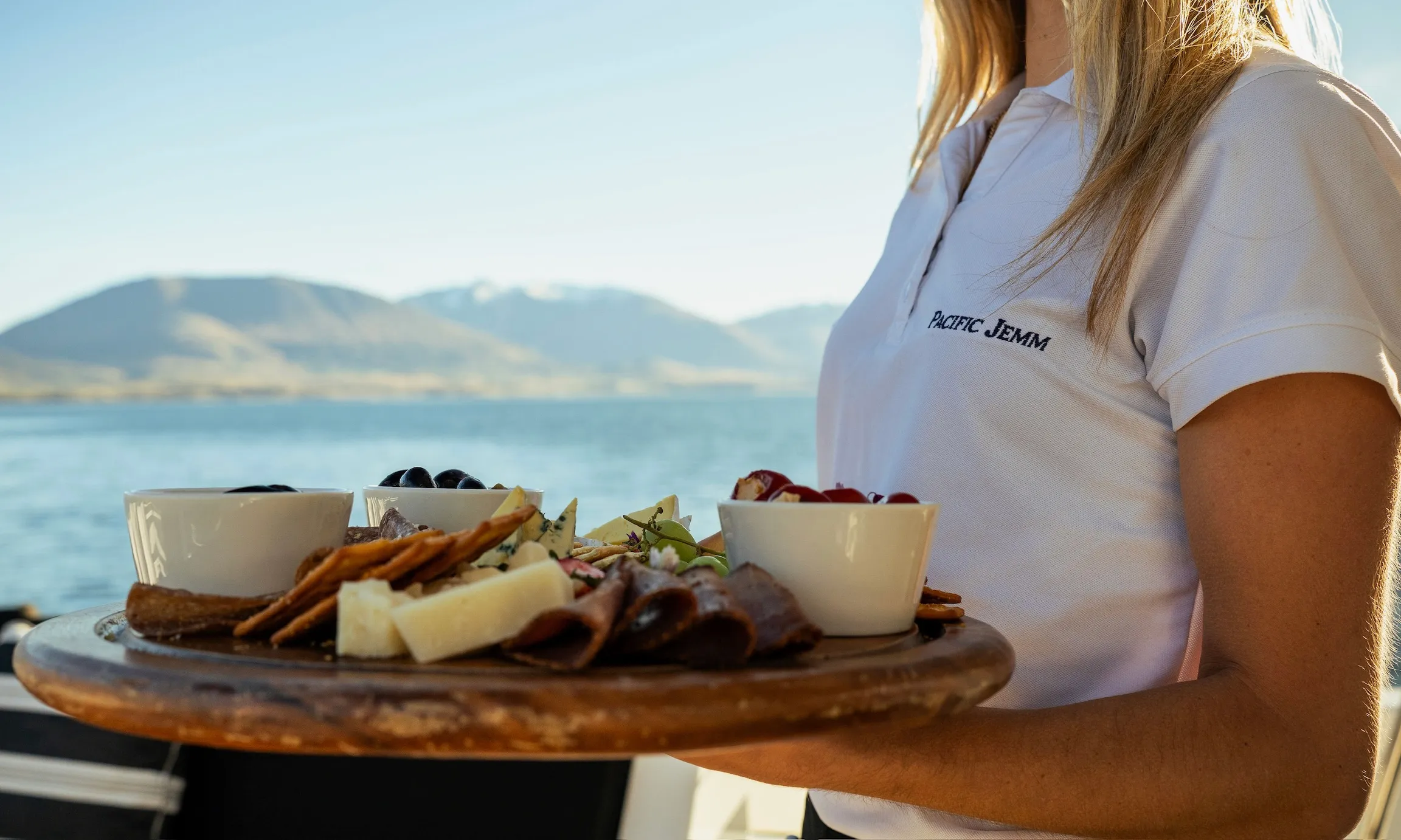 Queenstown Cruise & Mulled Wine - 90 Minutes | Experience Oz + NZ-4