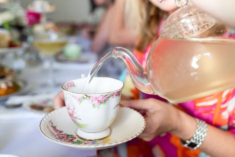 Melbourne High Tea with Free Flowing Drinks | Experience Oz