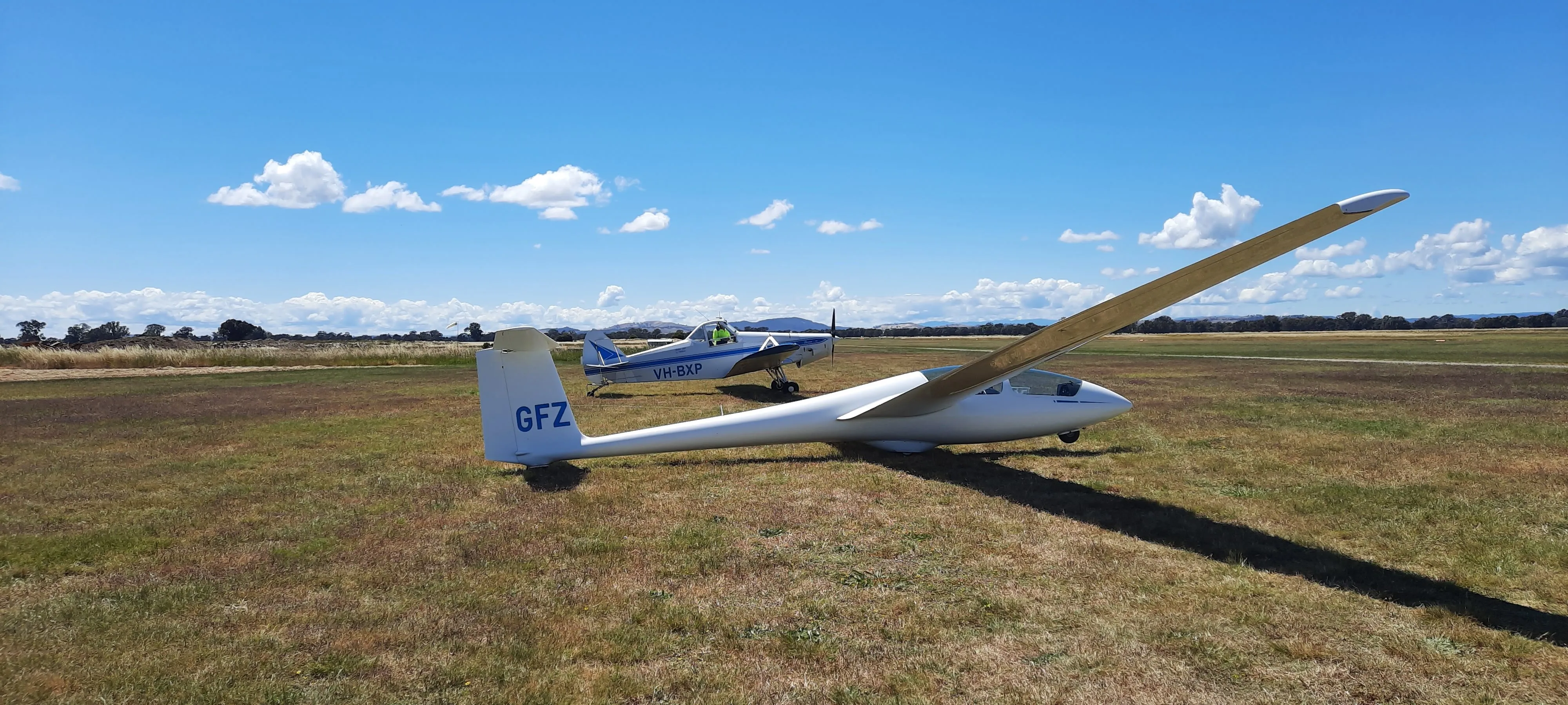 Benalla Scenic Glider Flight to 3,000ft | Experience Oz-5
