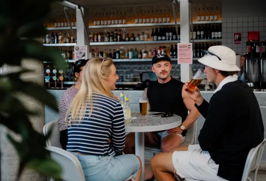 Magnetic Island Pub Crawl from Townsville - 4 Hours