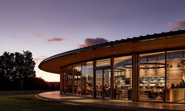 Mornington Peninsula Food, Wine & Art Experience - 3.5 Hours