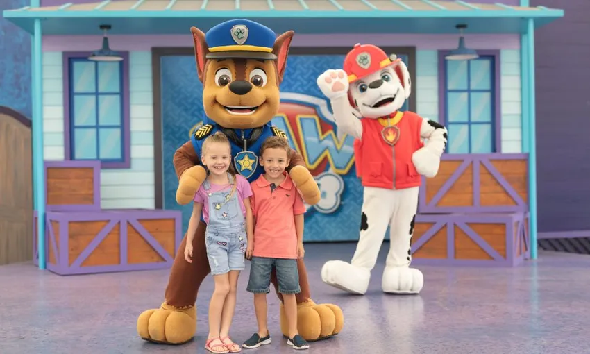 Gold Coast Theme Park Pass and Jet Boat - 5 Days | Experience Oz