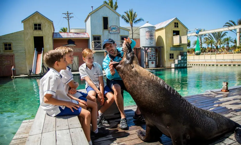 Gold Coast Theme Park Pass and Jet Boat - 5 Days | Experience Oz-12