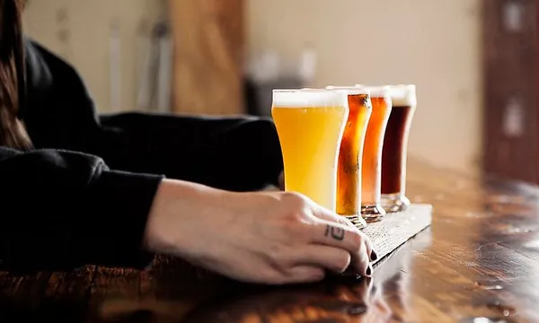 Tamborine Mountain Hop On Hop Off Beer Tour - Full Day