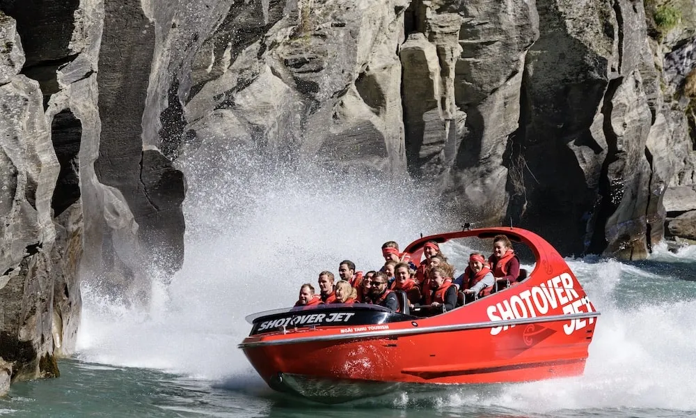 Shotover Jet | Jet boat Queenstown with Transport | Everything New Zealand-4