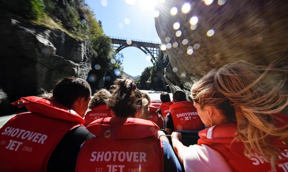 Shotover Jet | Jet boat Queenstown with Transport | Everything New Zealand-2