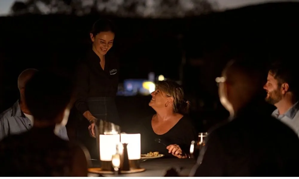 Uluru Sunset BBQ Dinner with Stargazing | Experience Oz-6