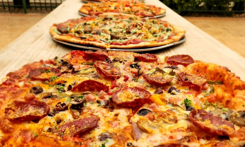 Brewery Tour, Beer Paddle & Pizzas - For 2 - Alice Springs