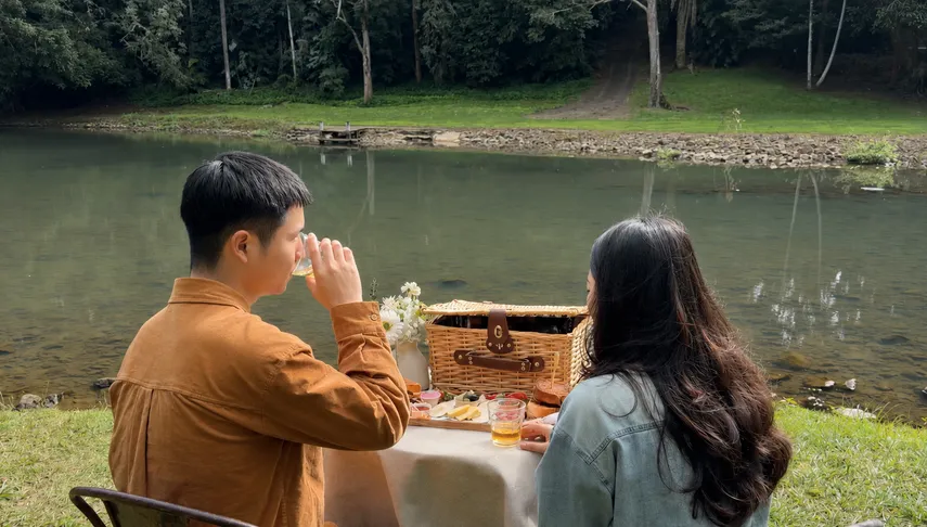 Historic Rivermill Picnic - 3 Hours - For 2 | Experience Oz