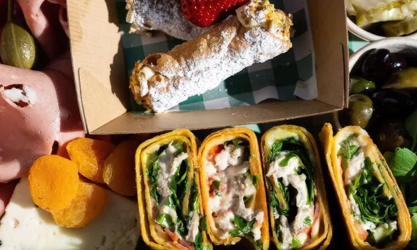 Sydney Royal Botanic Garden Italian Picnic - For 2