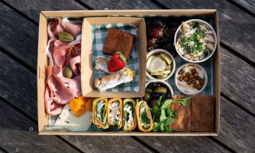Sydney Royal Botanic Garden Italian Picnic | Experience Oz