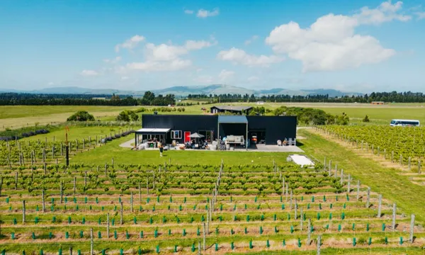 Christchurch Farm Tour with Waipara Wine - Full Day
