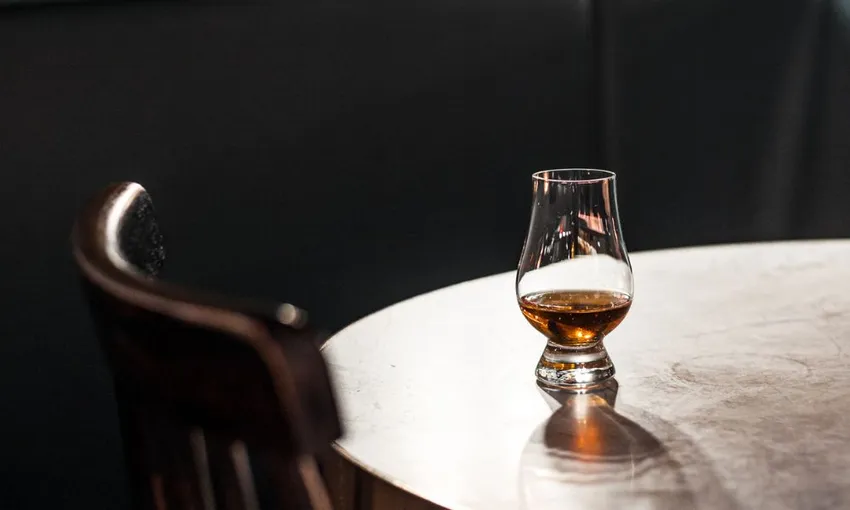 Sydney 3 Course Dinner with Whiskey Tasting | Experience Oz