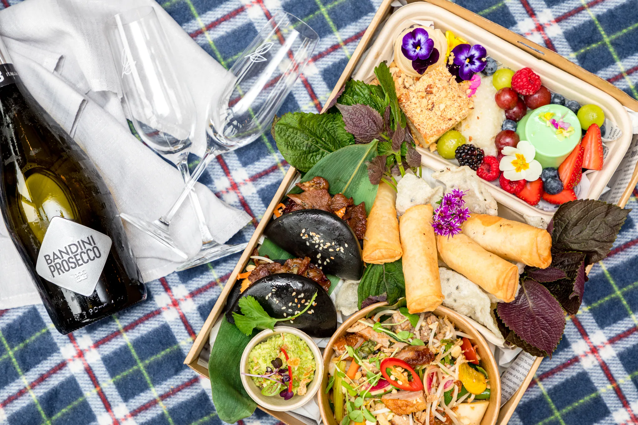 Royal Botanic Garden Luke Nguyen Picnic - For 2 | Experience Oz-2