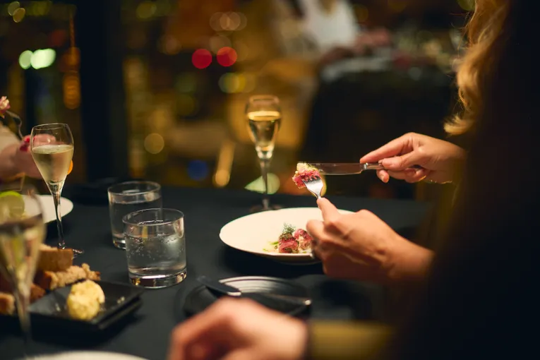 Melbourne Skydeck Altitude Dining Experience – 90 minutes